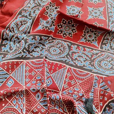 Modal Stoles in Pure Ajrakh