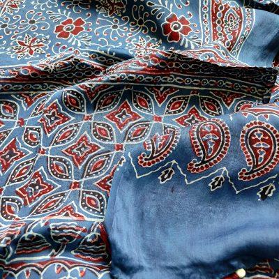 Modal Stoles in Pure Ajrakh