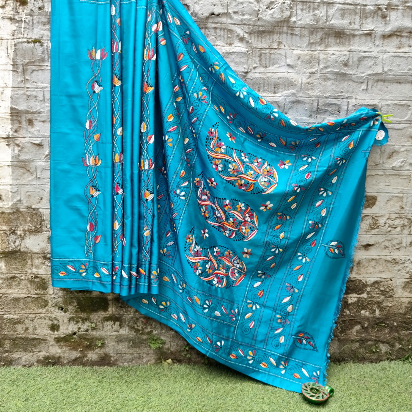 Kantha work sarees - Image 2